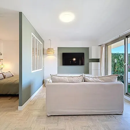 Apartment Le Petit - Piscine Et Verdure Saint-Raphael (Var)